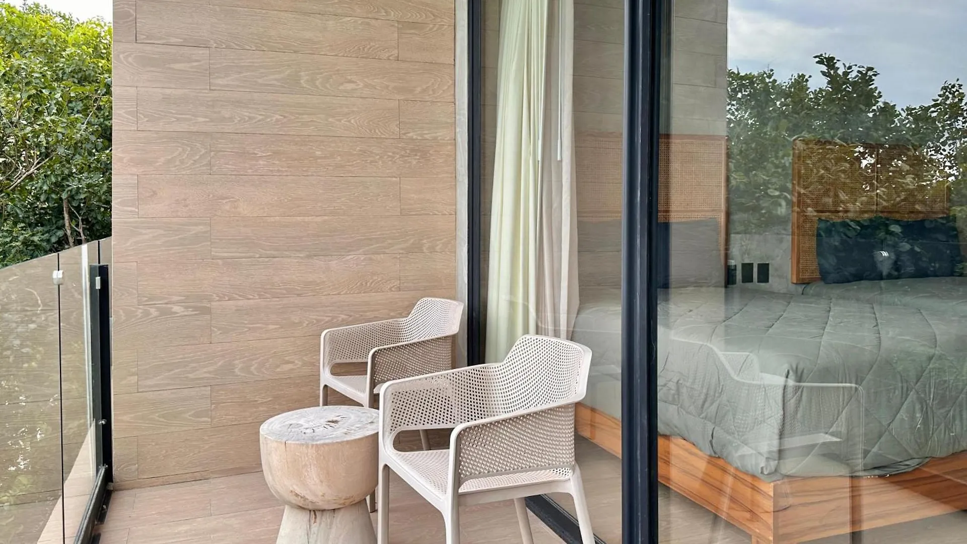 Tuk Tulum By Andiani Travel Apartment
